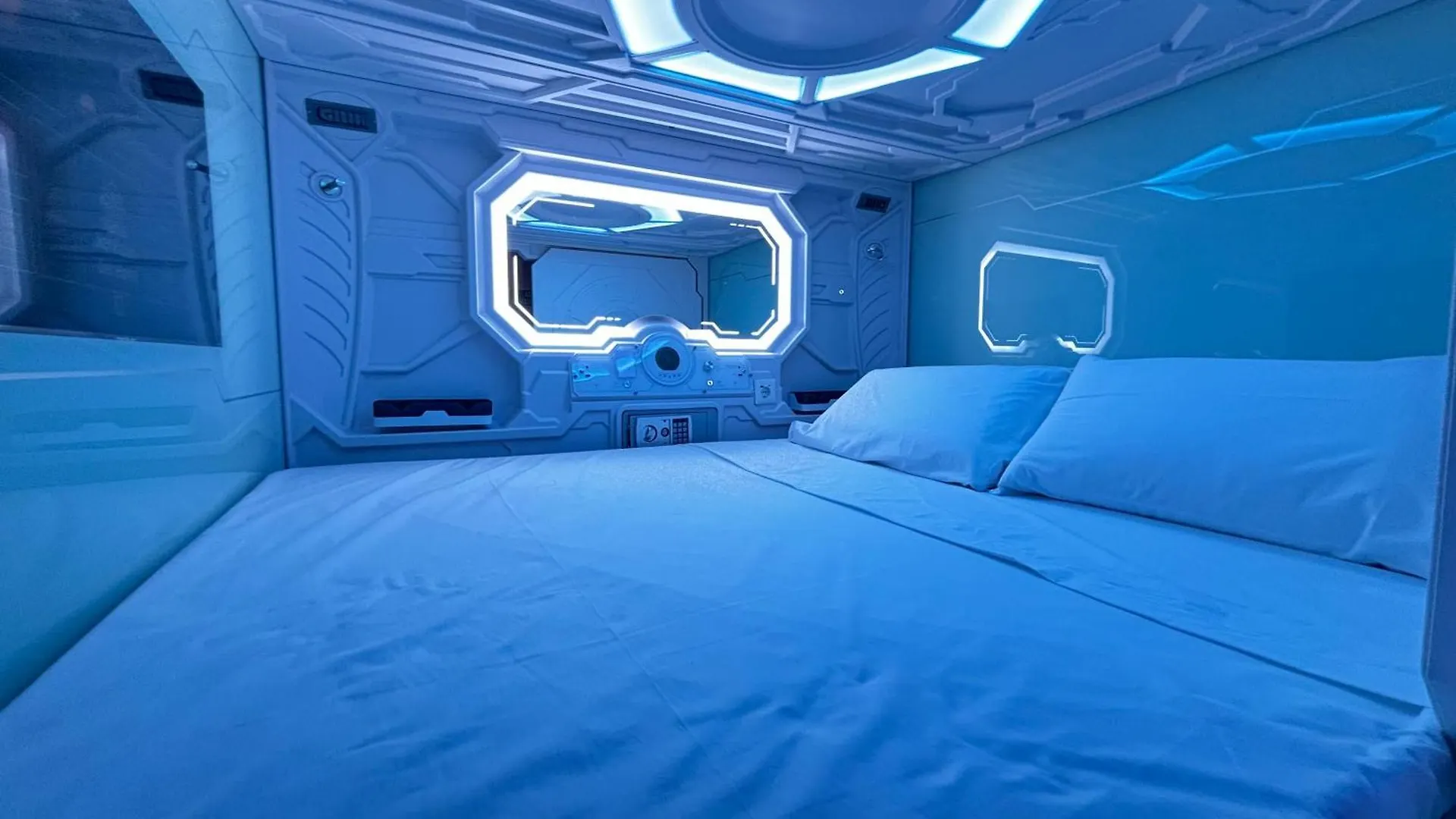 Hotel kapsułowy Futurotel Malagueta Beach Malaga